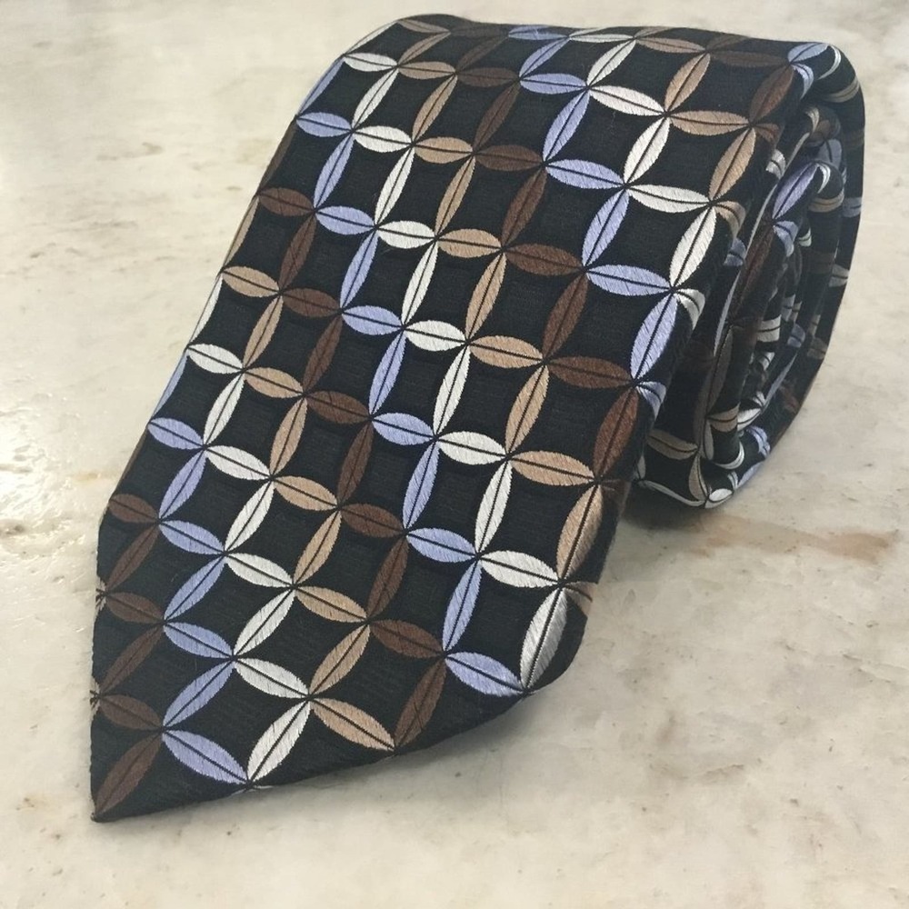 JOSEPH ABBOUD SILK TIE